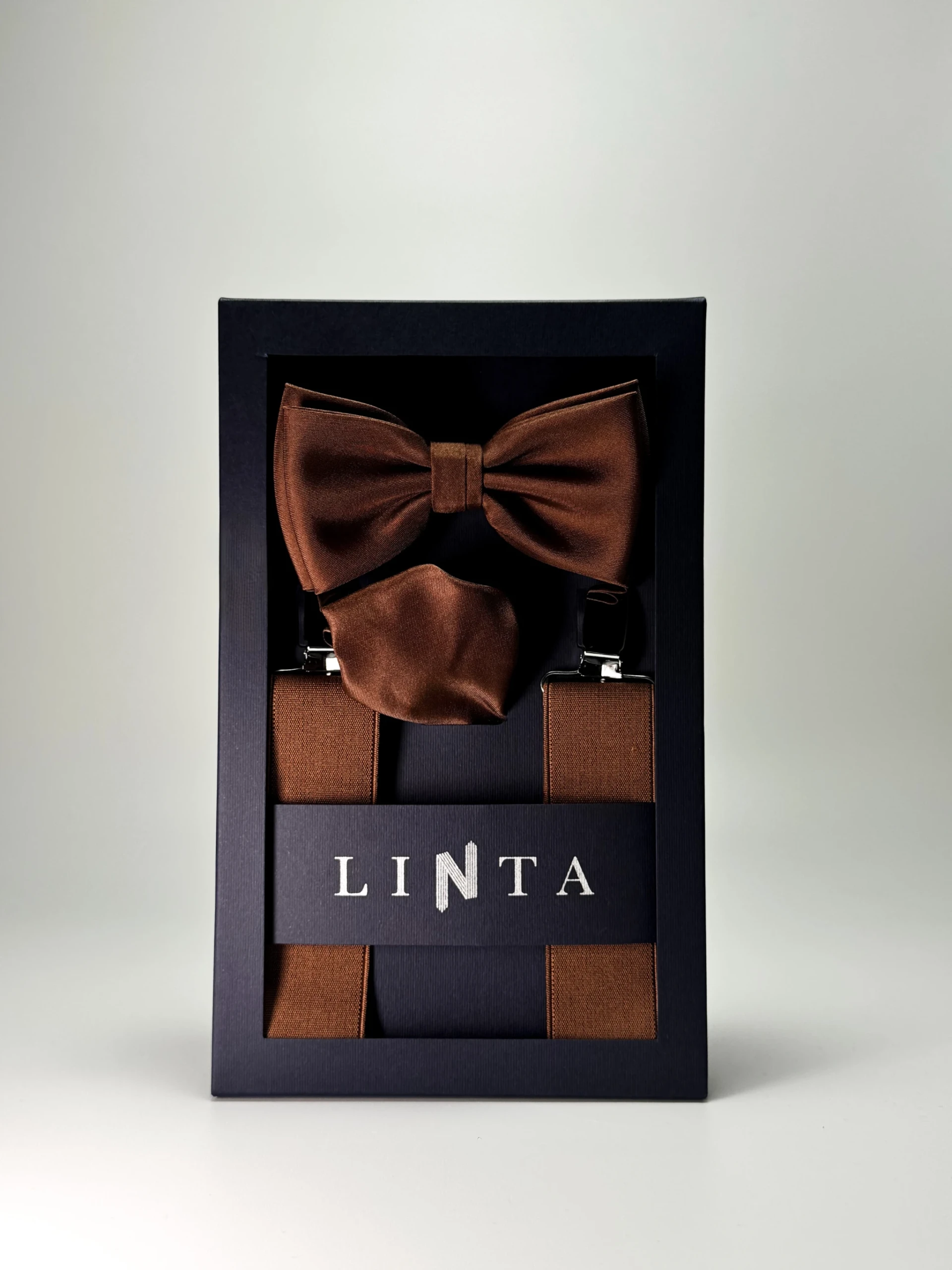 Set trakov a motýlika COGNAC CLASSIC